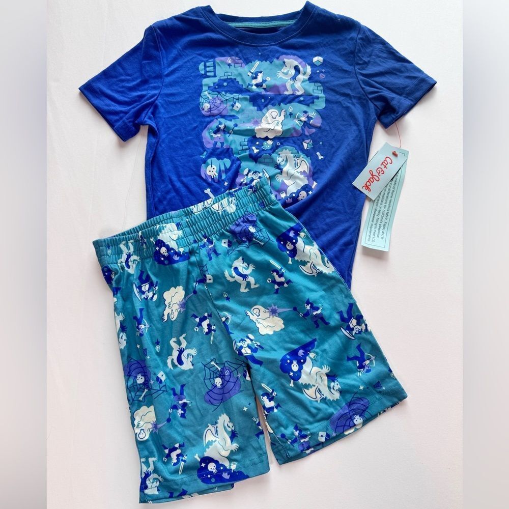 Cat & Jack Kids Blue Pajama SetGraphic T-Shirt and Shorts Size Small (6/7)